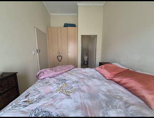 2 BEDROOM APARTMENT FOR SALE IN RYNFIELD